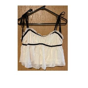 SALE🎈NWOT URBAN OUTFITTERS CROQUET GIRL TOP SO CUTE WITH TIE STRAPS!